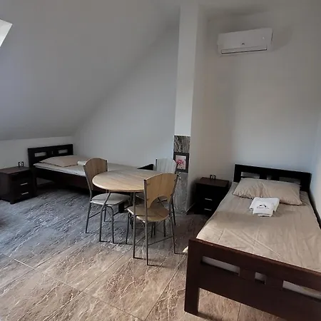 Goscinne Pod Kokoczem Vendégház Lubcza (Tarnow)