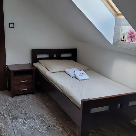 Goscinne Pod Kokoczem Pensión *